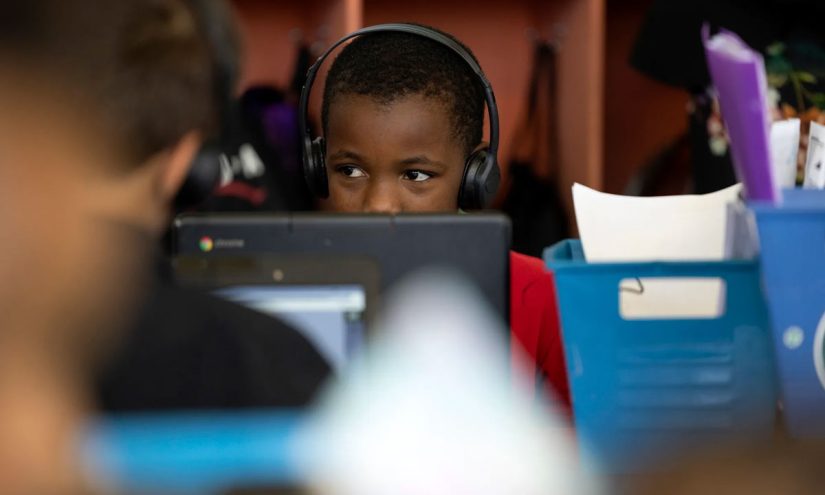 Modern Parenting Means Apps for Sports, School and More. Where Is the Data Going? – The 74