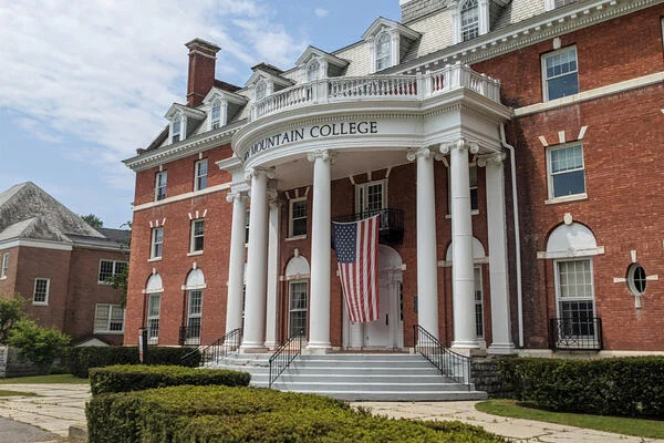 Owner Wants to Give Away Green Mountain Campus