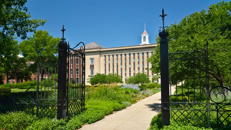 University of Nebraska-Lincoln faculty vote no confidence in chancellor