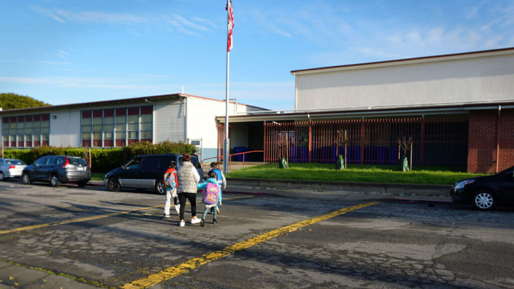 State bailout for California school districts comes with long strings attached