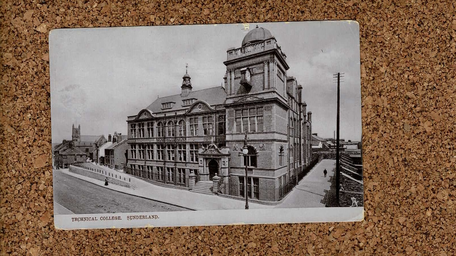 Higher education postcard: University of Sunderland
