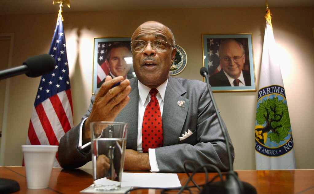 Rod Paige, Nation&#8217;s First African American Secretary of Education, Dies at 92