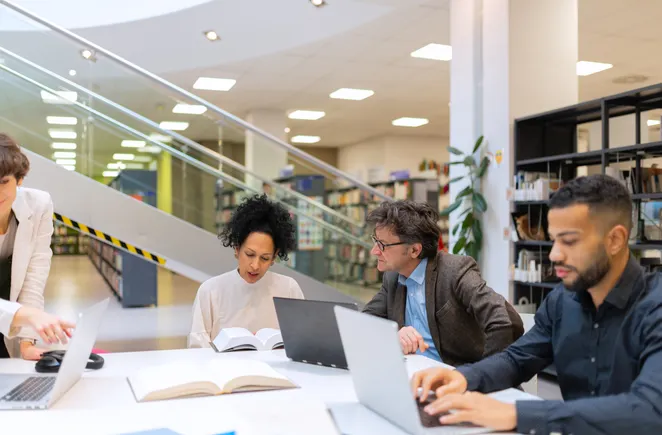 How many graduate borrowers will be impacted by the looming lending limits?