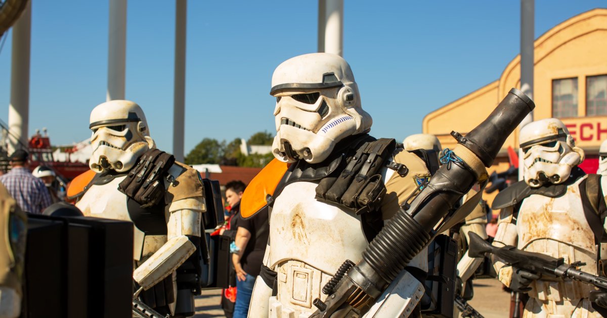 Fandom’s lighthouse in a sea of censorship