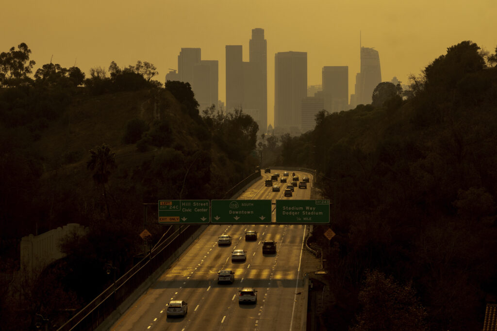 Los Angeles schools close, brace for more fire, wind and ash 