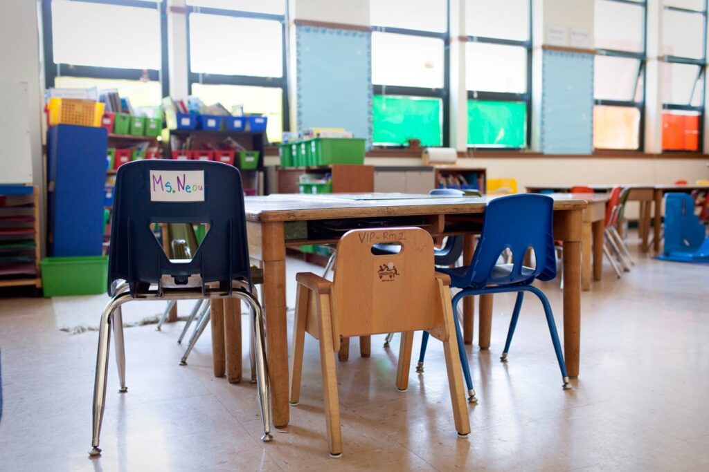 Communication with parents is key to addressing chronic absenteeism, panel says