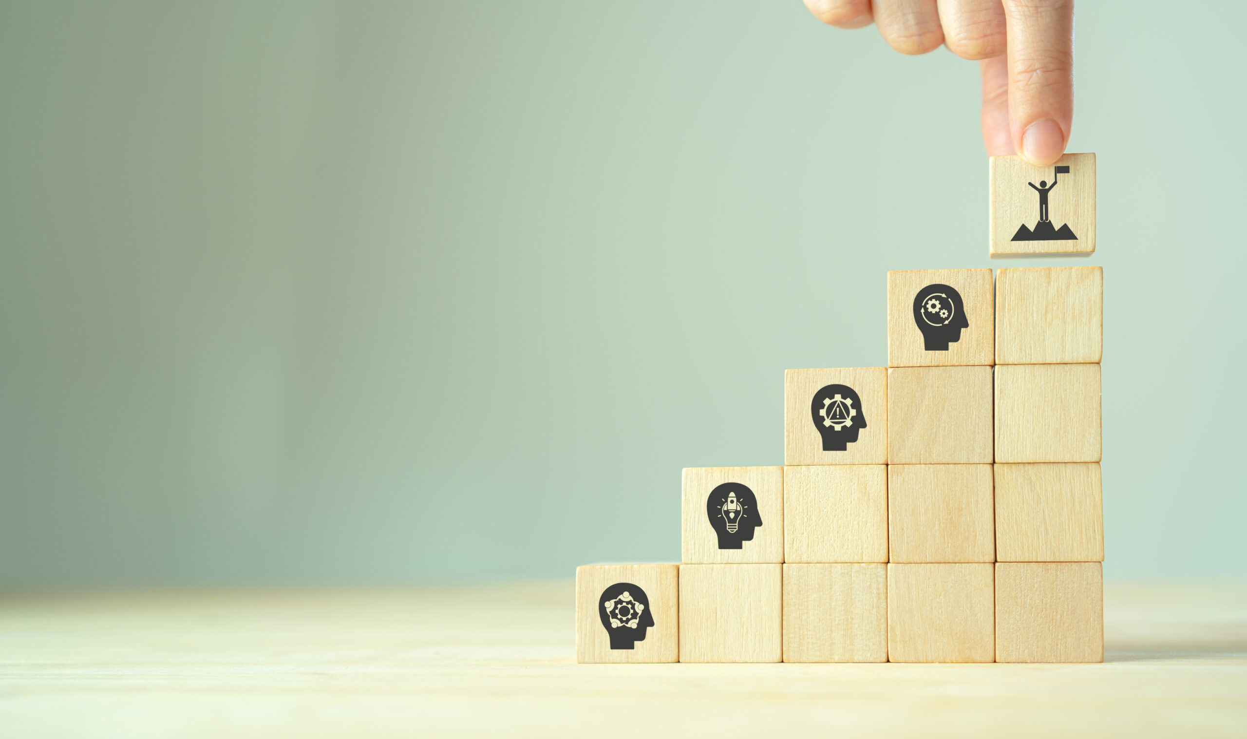 From Task Completion to Cognitive Engagement: Making the Case for the Hourglass Paradigm of Learning &#8211; Faculty Focus