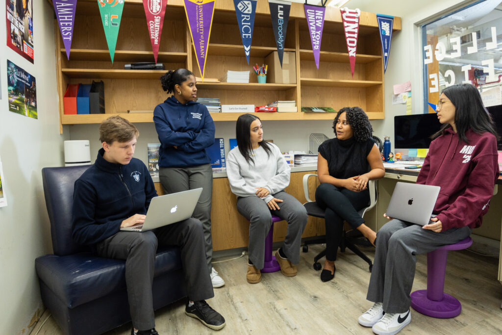 Be the guide every graduate deserves