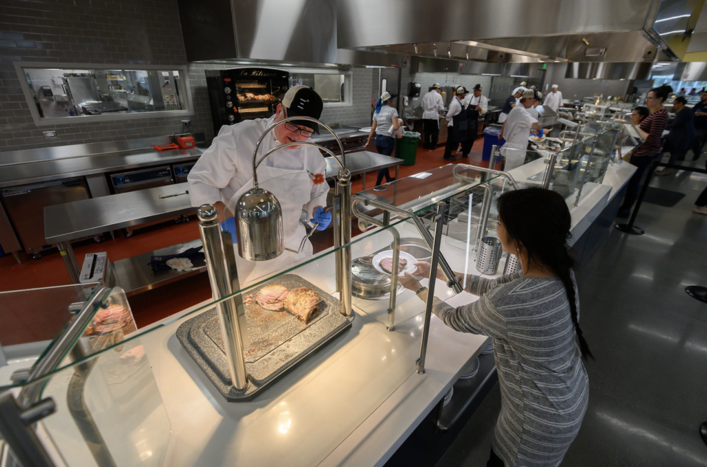 Dietary restrictions? Here’s what to know about university dining halls | Quick Guide