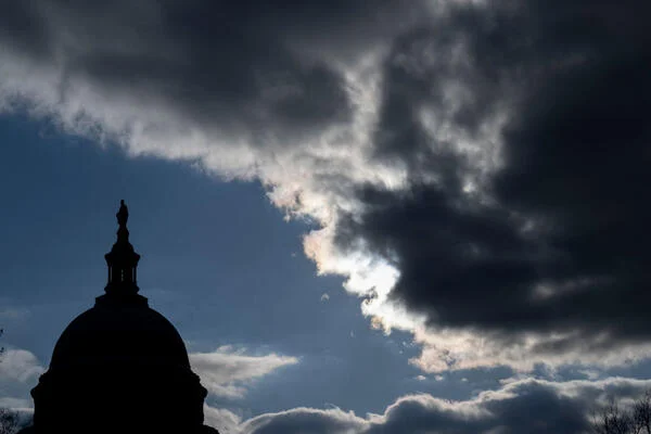 EAB Report Finds Confluence of Pressures on Higher Ed