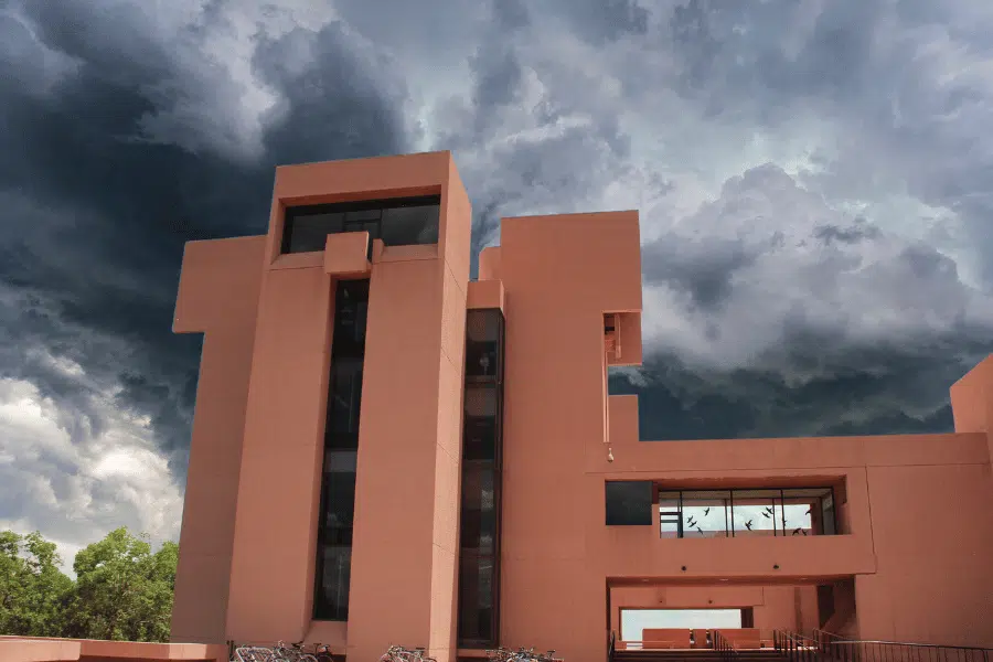 Decoder Replay: Can we prepare for unpredictable weather?