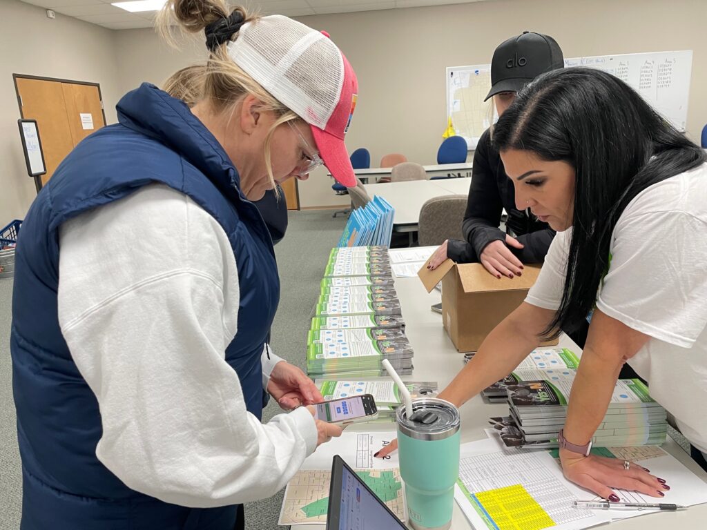 Teachers, conservatives battle for sway on school boards