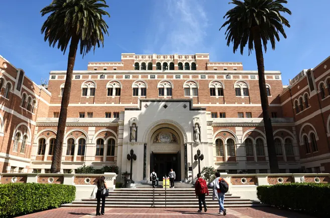 USC ‘on track’ to eliminate deficit after 900-plus layoff notices