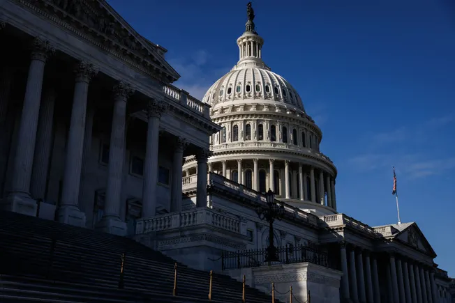 Senators discuss school tech limits amid youth mental health crisis