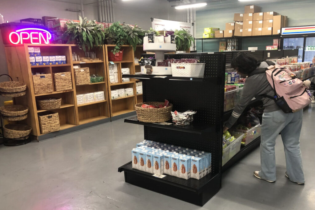 California colleges brace for food aid delays, offer assistance to students