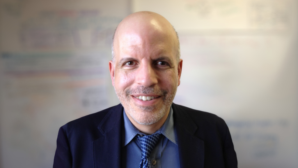 He taught and blogged for thousands — retiring teacher shares his wisdom