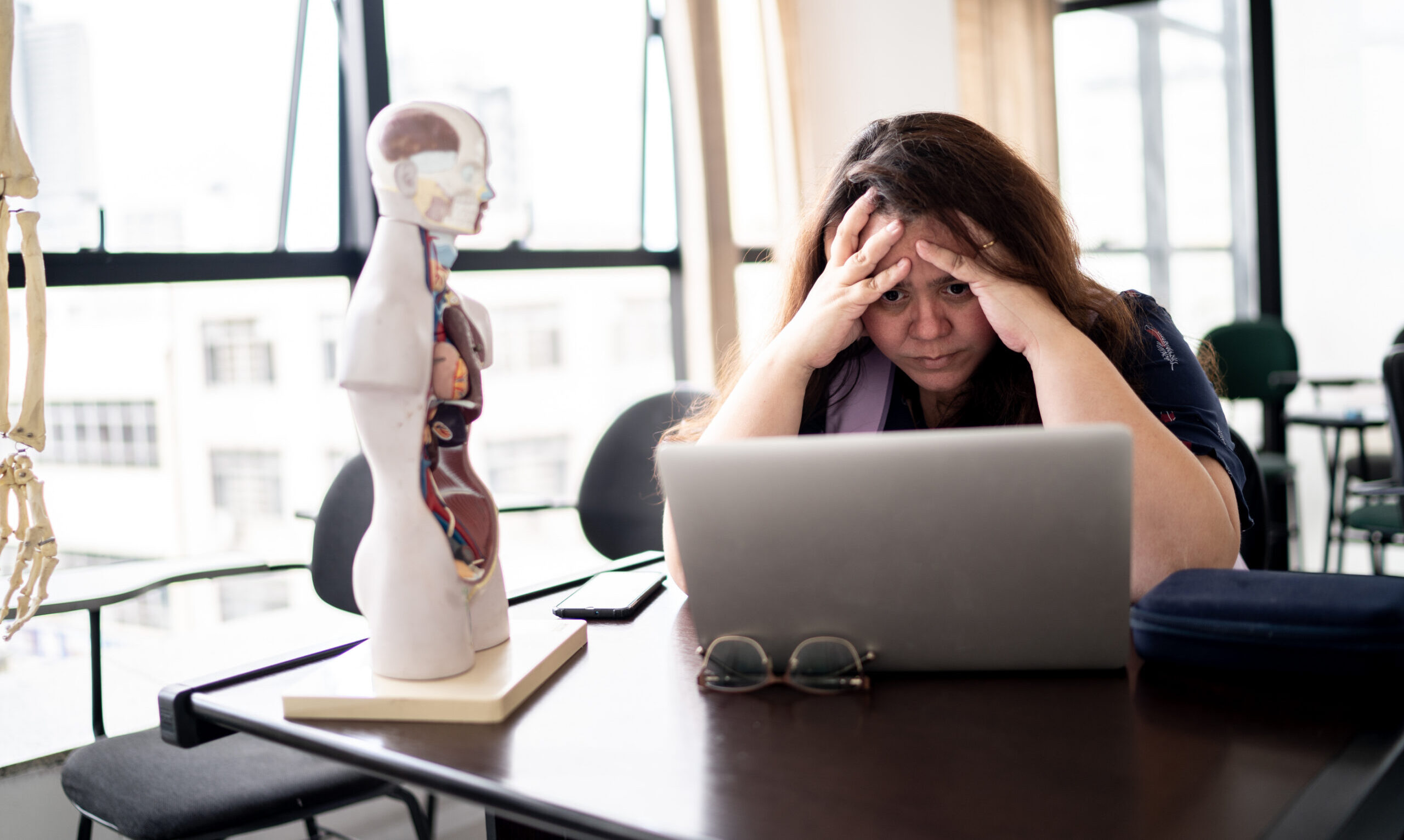 Uni staff report high mental health risk – Campus Review