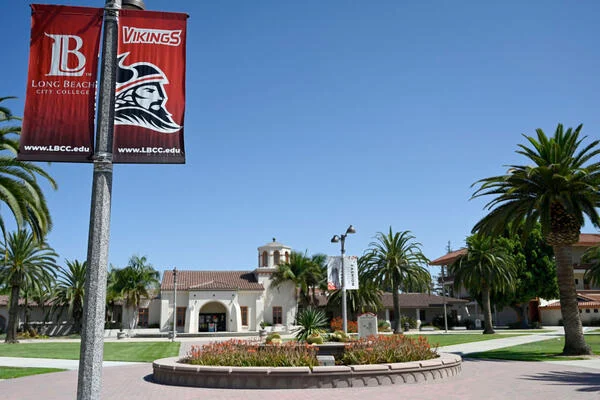 Community College District Settles With Adjuncts