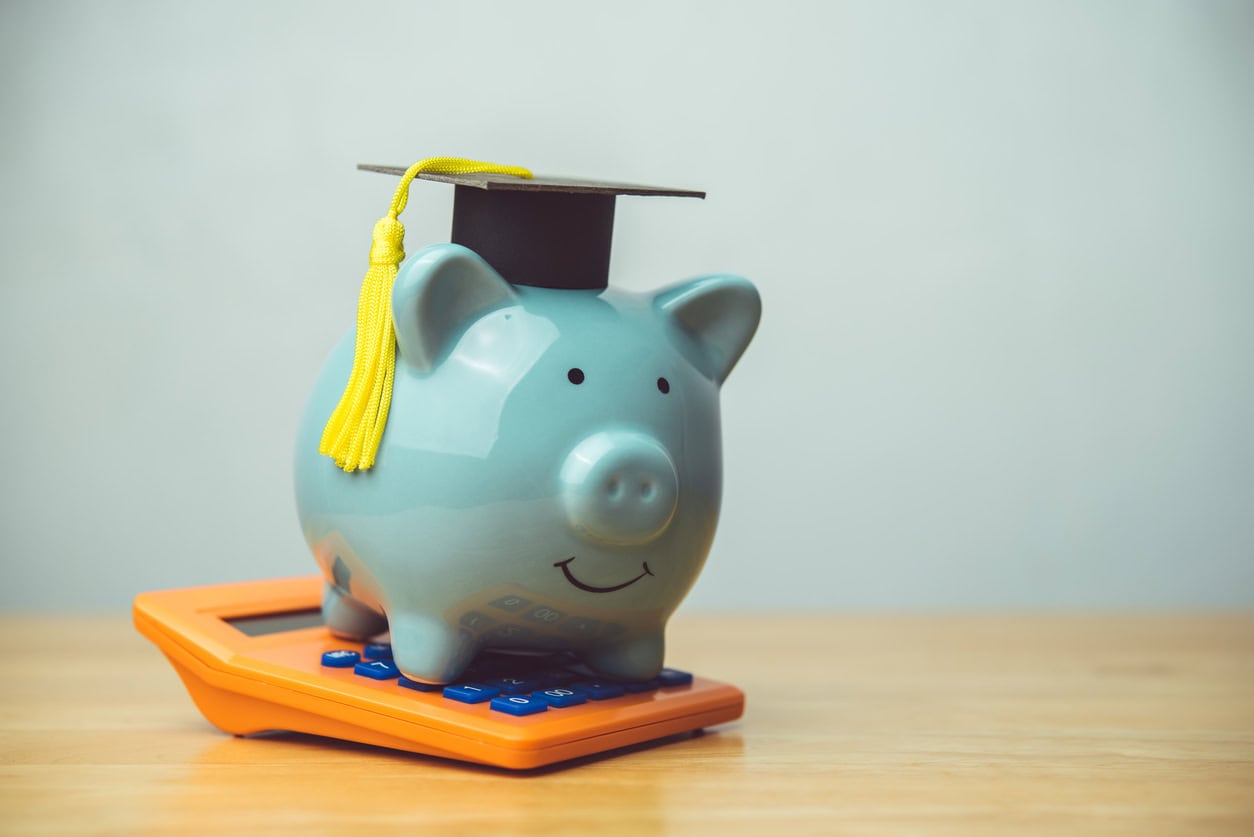 WEEKEND READING: Fiscal drag or fiscal sense? Freezing student loan repayment thresholds