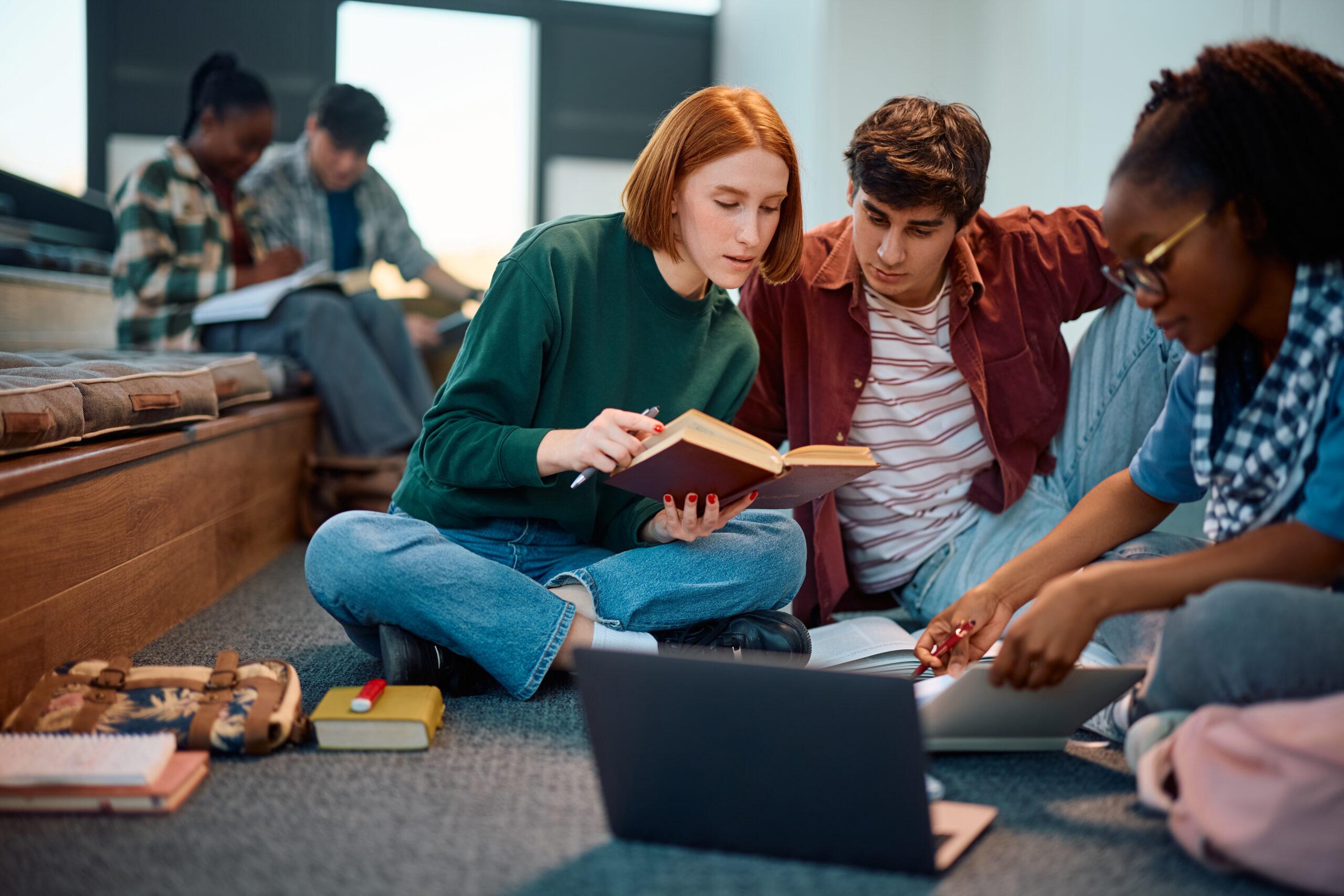 Featured Scholarships: January 2026 &#8211; Scholarship America